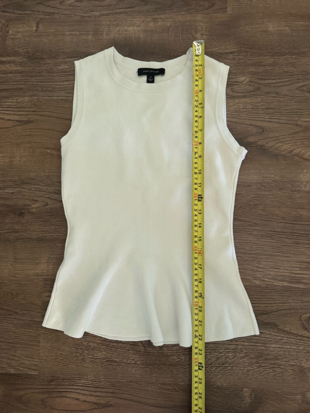 Ann Taylor Knit Peplum White Tank Top - XS - Picture 3 of 6